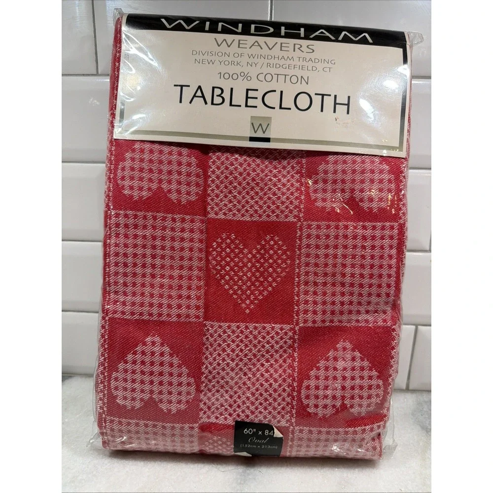 Vintage Red White Hearts 60 X 84in Oval Tablecloth 001